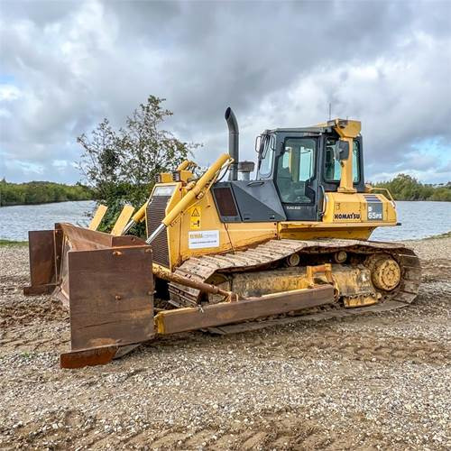 Komatsu D65 PX-15 EO - Buldôzer: foto 5 Komatsu D65 PX-15 EO - Buldôzer: foto 5