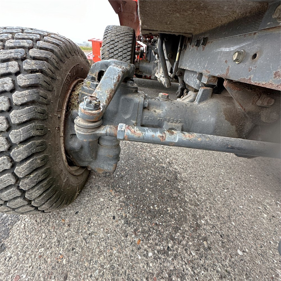 Cortador de grama Kubota F2100: foto 23