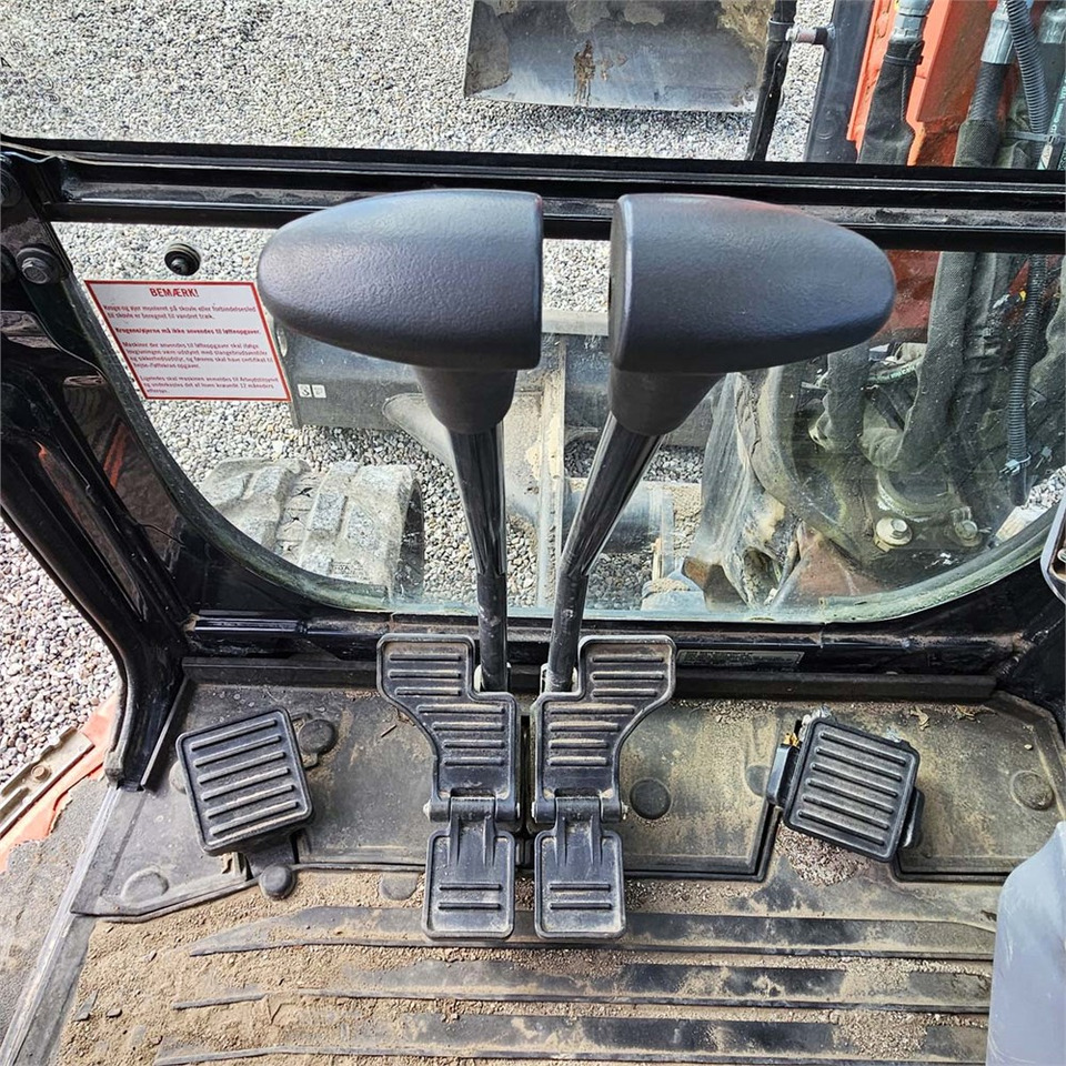 Mini escavadeira Kubota KX057-4: foto 13