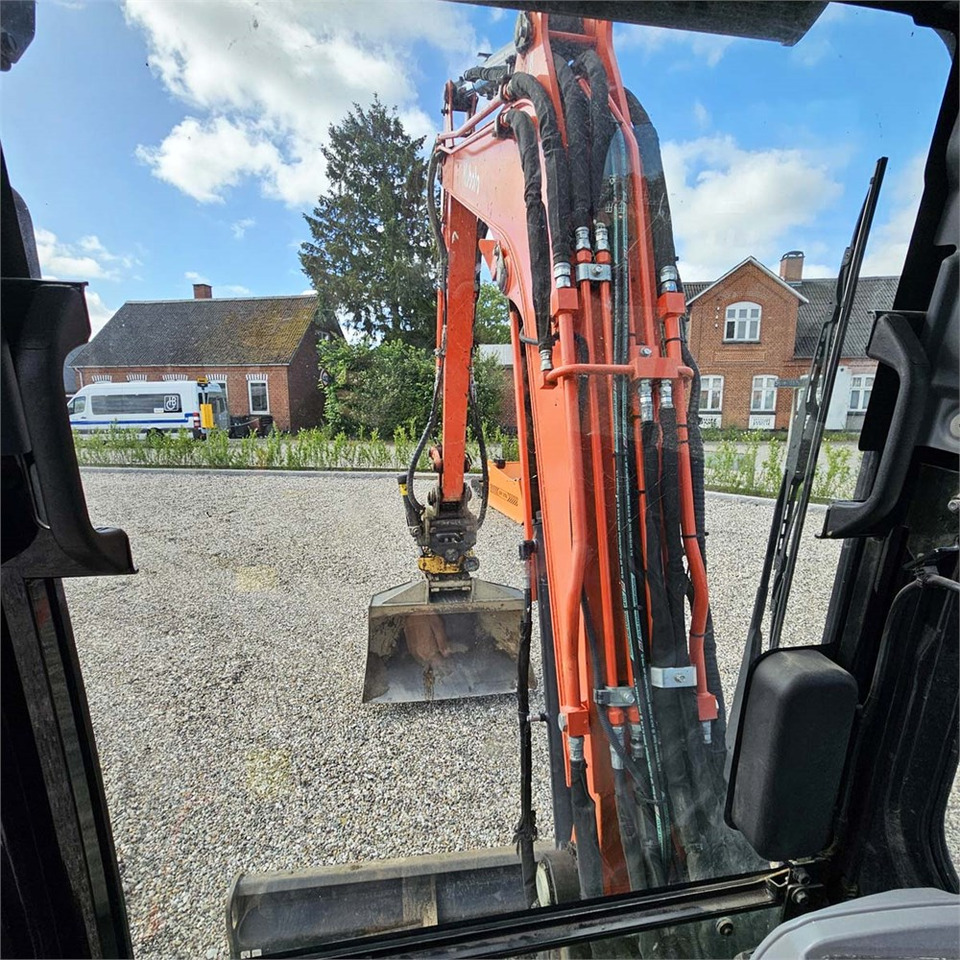 Mini escavadeira Kubota KX057-4: foto 19