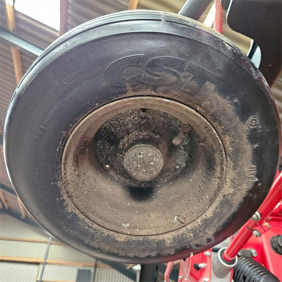 Locação financeira de Kverneland 9590C Kverneland 9590C: foto 28