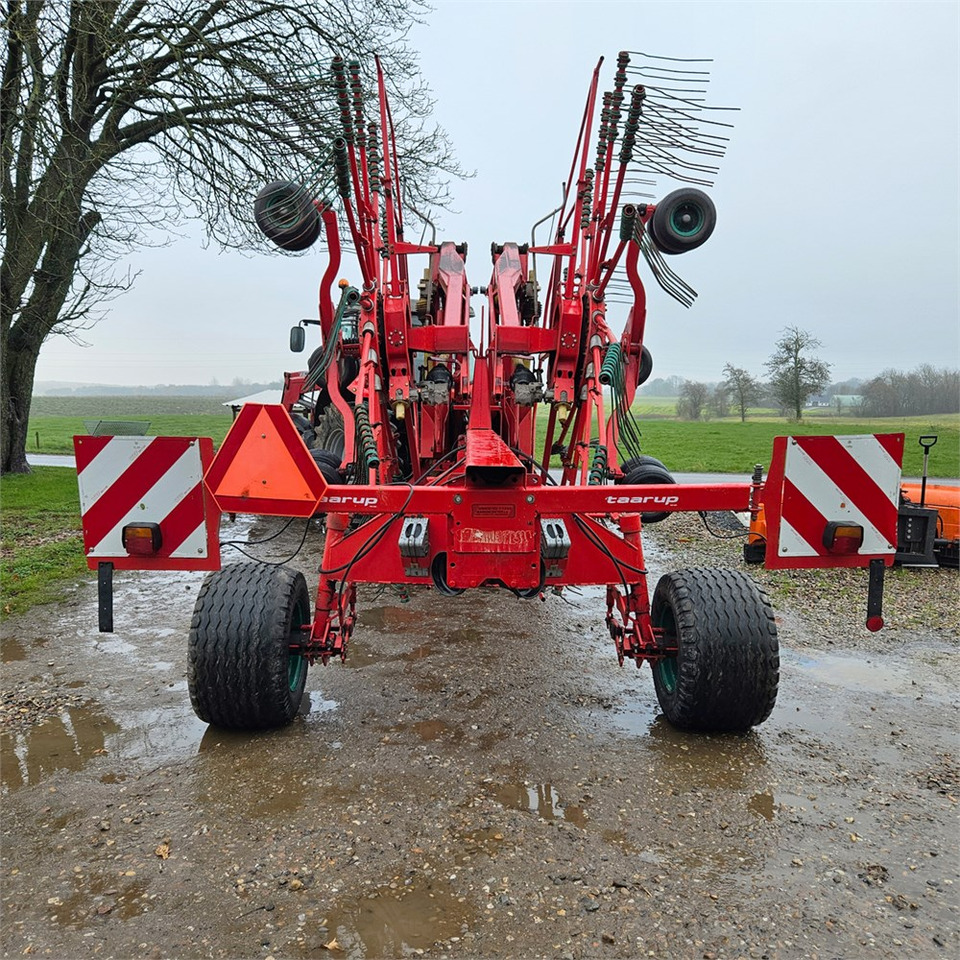 Kverneland Taarup 90150 V - Máquina para produção de feno: foto 5 Kverneland Taarup 90150 V - Máquina para produção de feno: foto 5