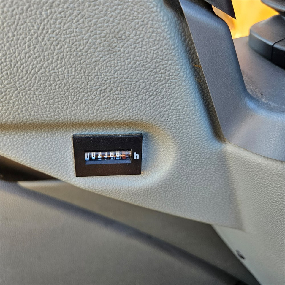 Escavadora de rastos Liebherr R922 LC: foto 21 Escavadora de rastos Liebherr R922 LC: foto 21