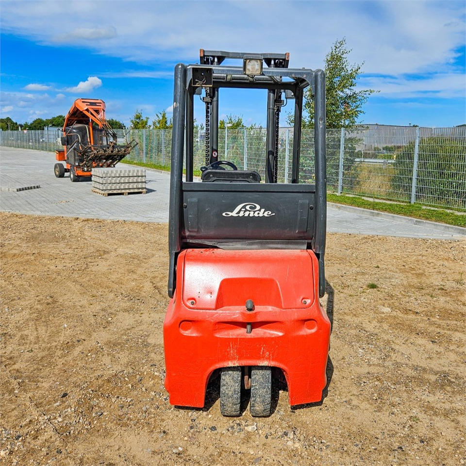 Linde E16 - Empilhador: foto 4 Linde E16 - Empilhador: foto 4