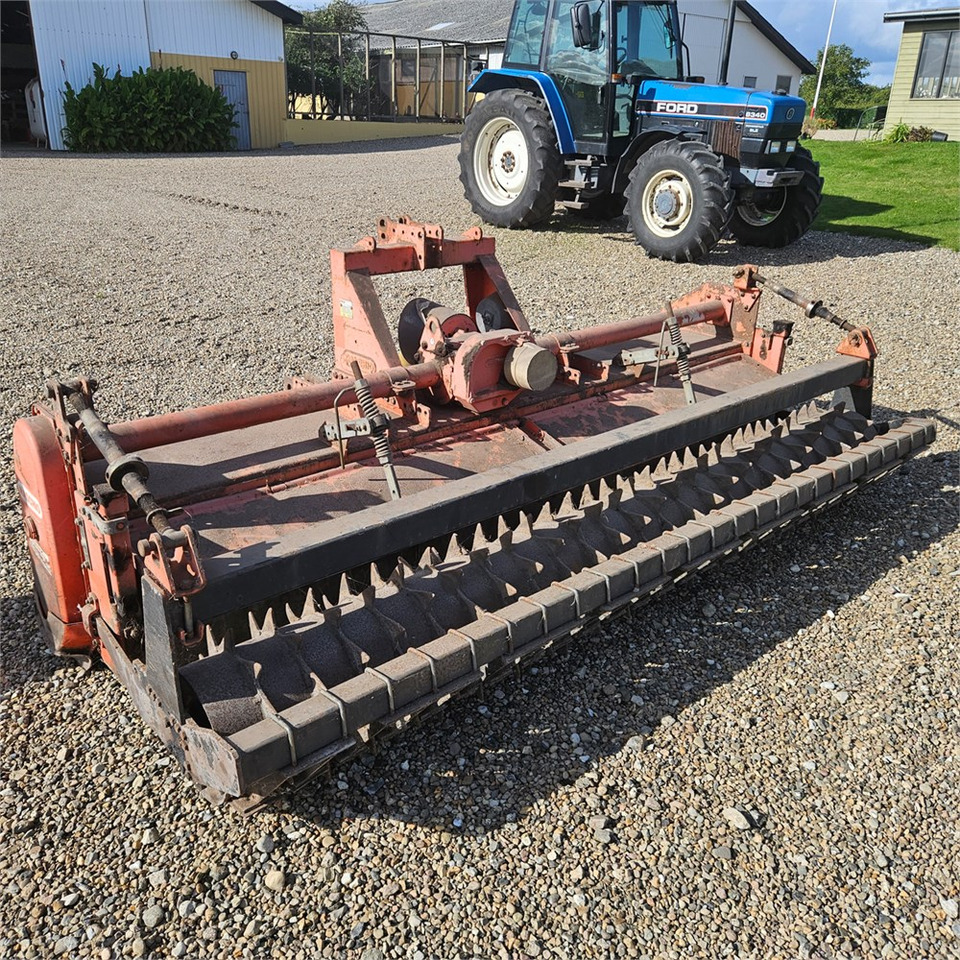 Maschio CB300 - Fresa agrícola: foto 2 Maschio CB300 - Fresa agrícola: foto 2