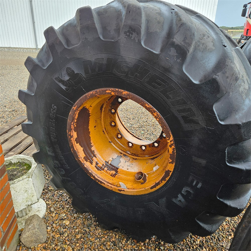Roda completa para Pá carregadora Michelin Mega X BIB: foto 12