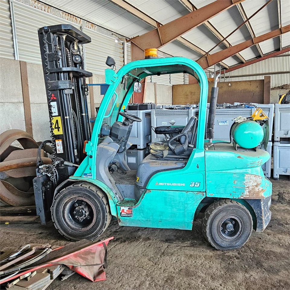 Mitsubishi FG35N - Empilhador: foto 1 Mitsubishi FG35N - Empilhador: foto 1