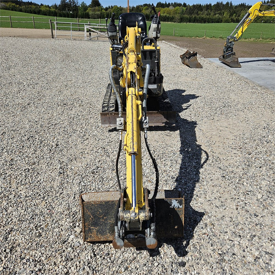 Mini escavadeira New Holland E10 SR: foto 9