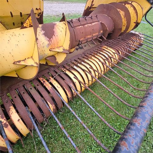 New Holland FX40 - Colheitadeira: foto 2 New Holland FX40 - Colheitadeira: foto 2