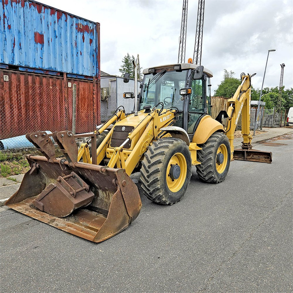 New Holland LB115 - Retroescavadeira: foto 1 New Holland LB115 - Retroescavadeira: foto 1