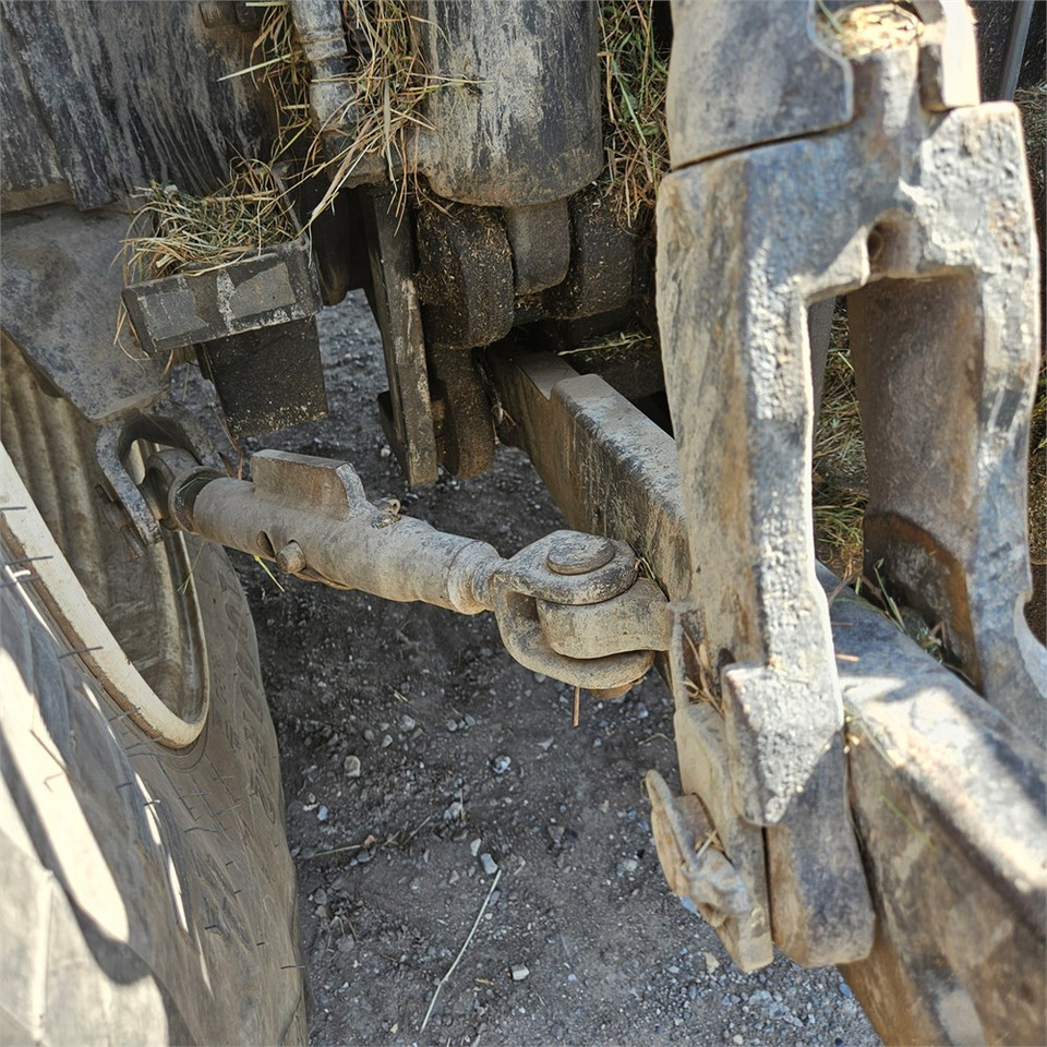 Trator New Holland T7.235 Power Command: foto 41 Trator New Holland T7.235 Power Command: foto 41