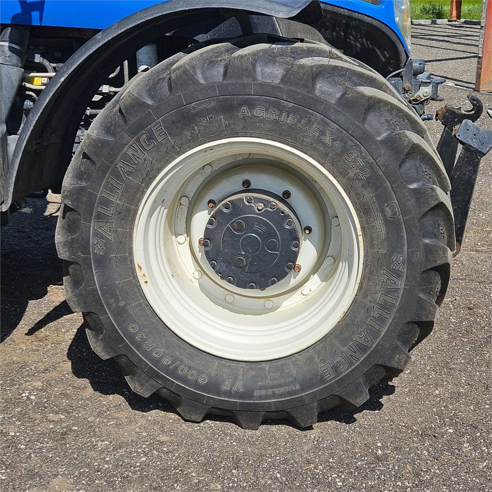 Trator New Holland T7.235 Power Command: foto 50 Trator New Holland T7.235 Power Command: foto 50