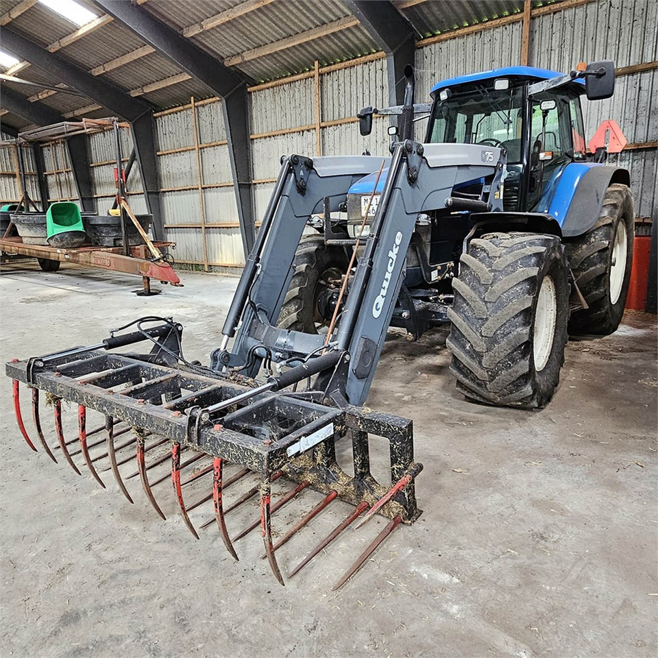 New Holland TM 190 4WD - Trator: foto 3 New Holland TM 190 4WD - Trator: foto 3