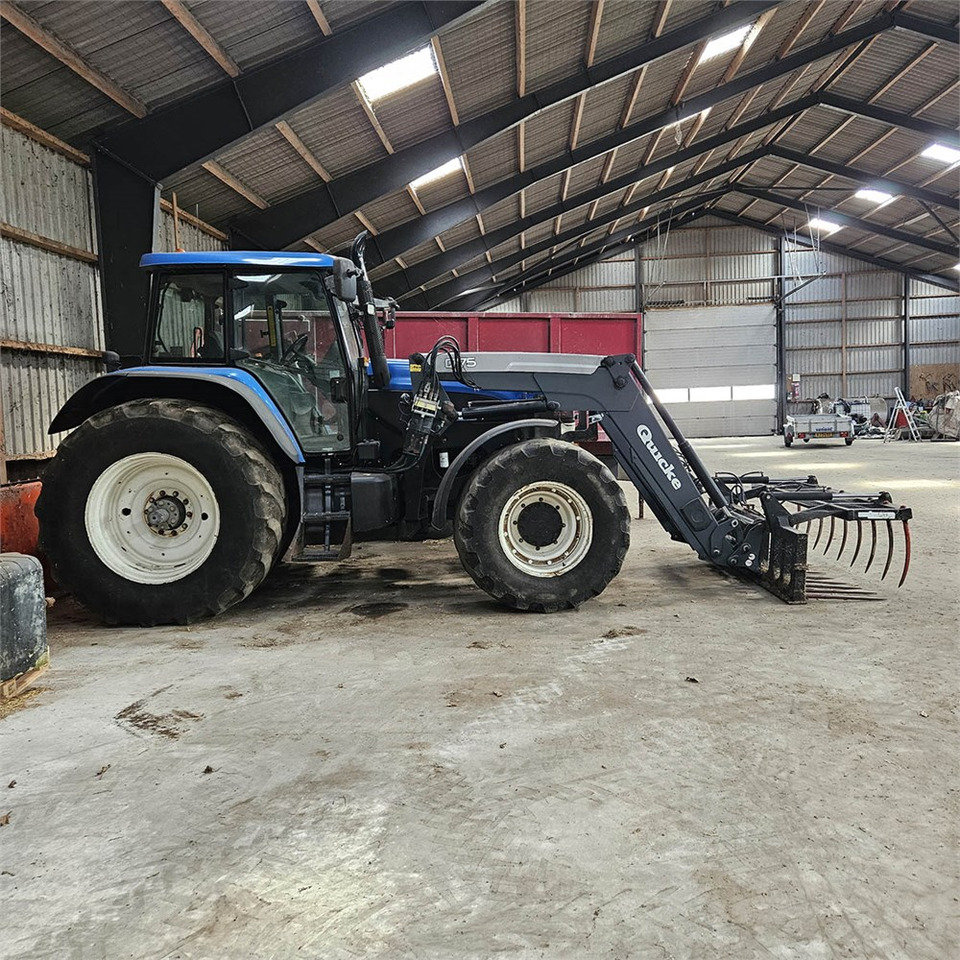 New Holland TM 190 4WD - Trator: foto 4 New Holland TM 190 4WD - Trator: foto 4