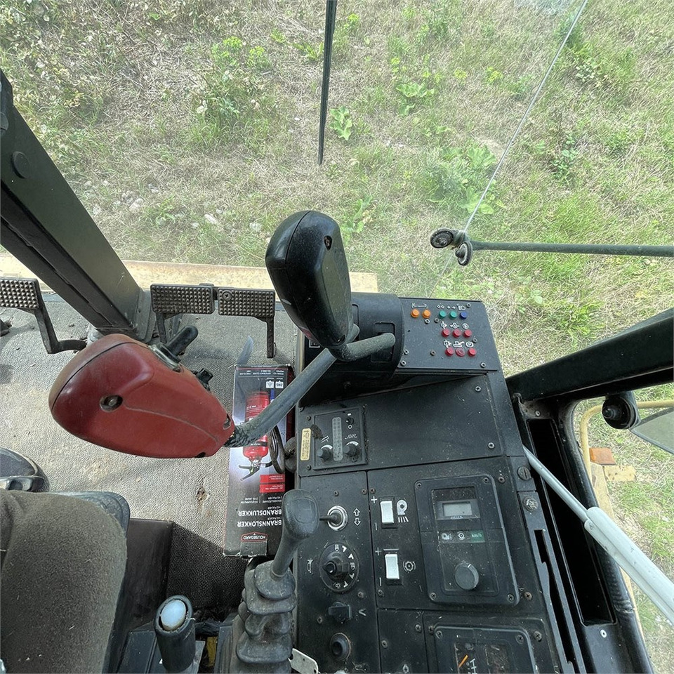 Ceifeira debulhadora New Holland TX 30: foto 21