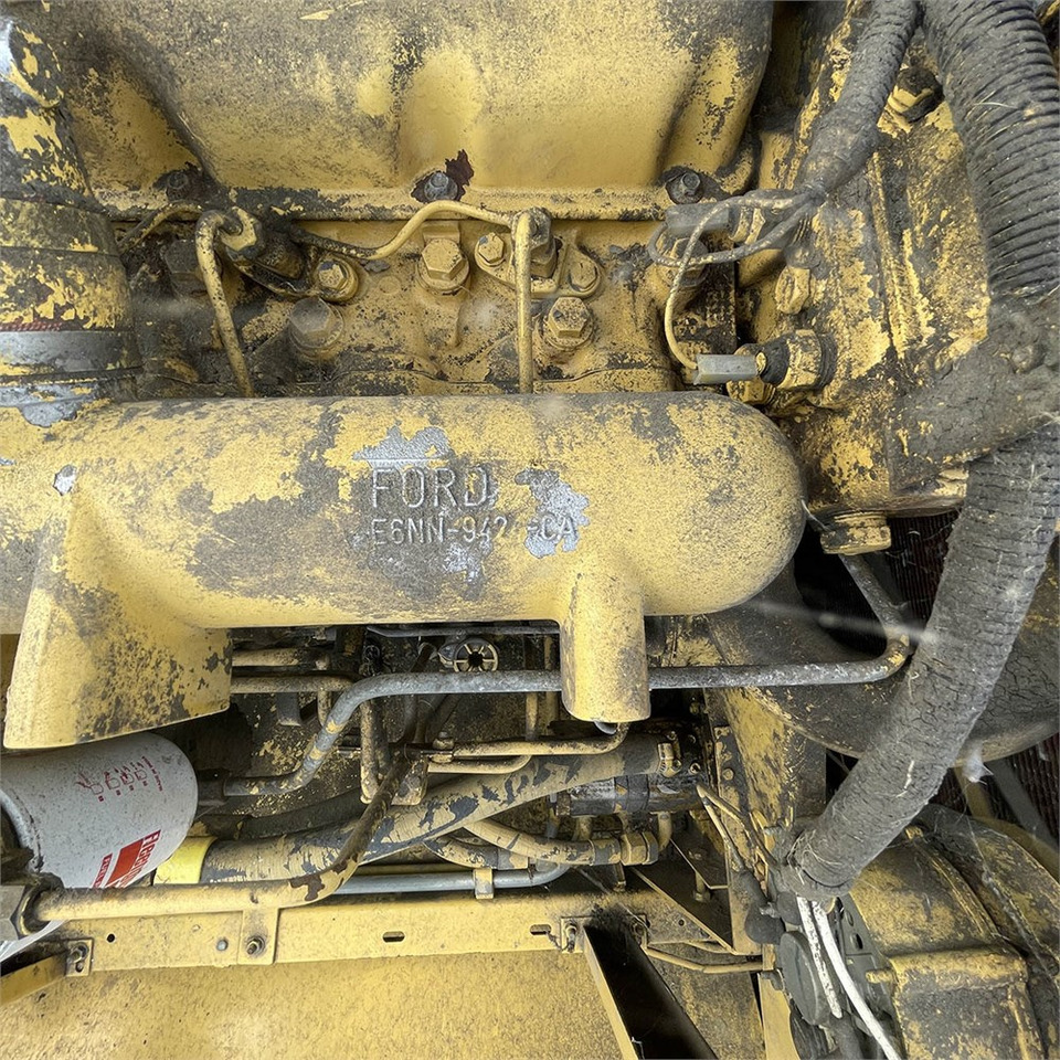 Ceifeira debulhadora New Holland TX 30: foto 32