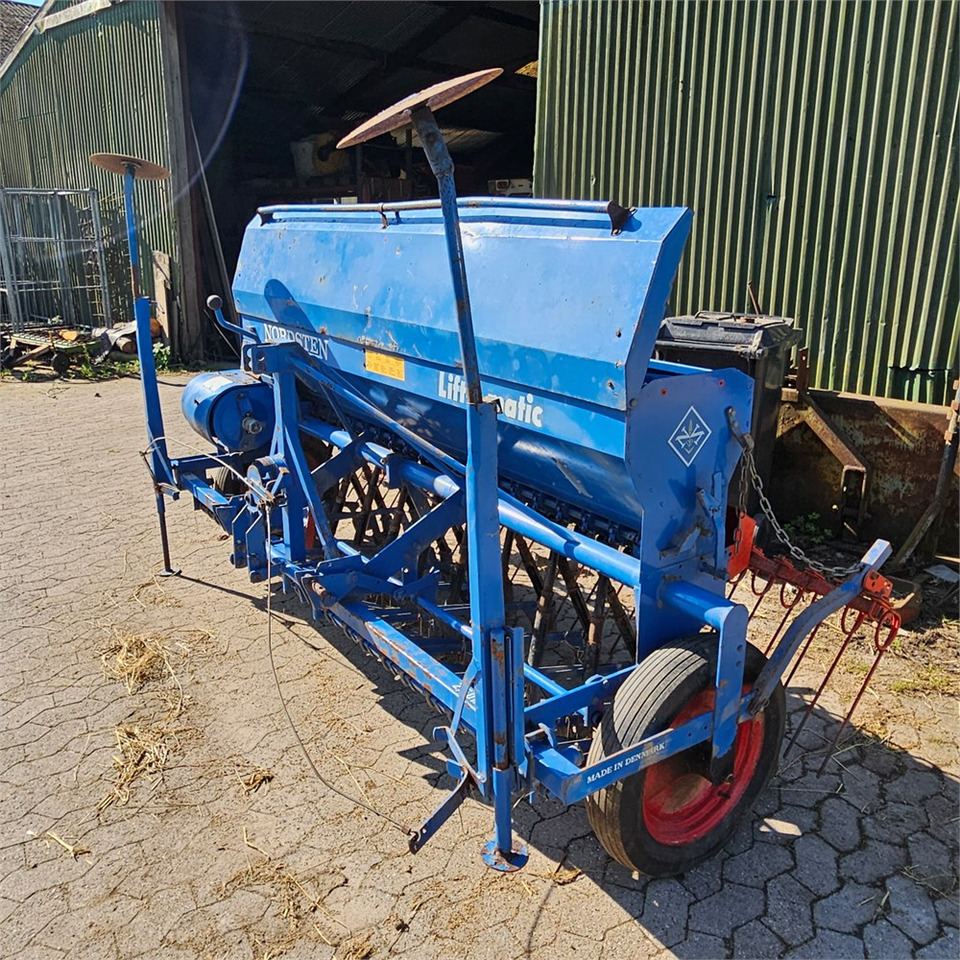 Nordsten Lift-o-Matic 2,5 - Máquina para semear: foto 2 Nordsten Lift-o-Matic 2,5 - Máquina para semear: foto 2