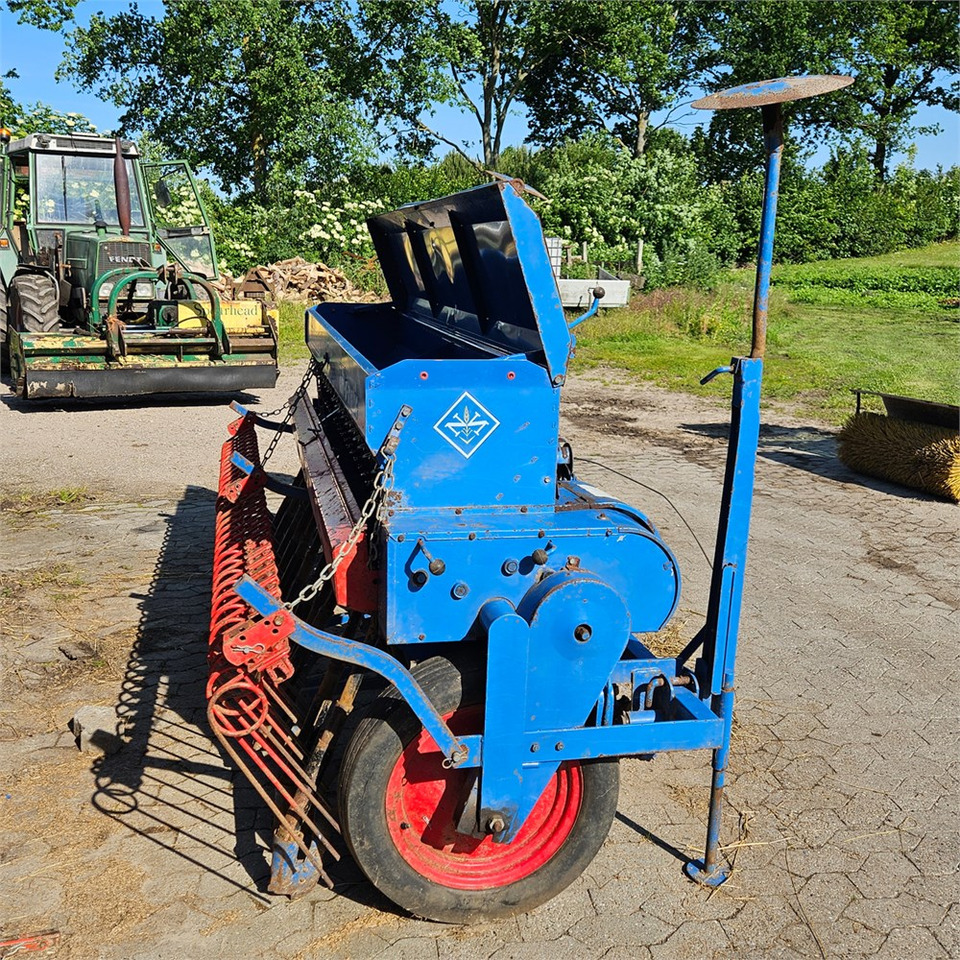 Nordsten Lift-o-Matic 2,5 - Máquina para semear: foto 5 Nordsten Lift-o-Matic 2,5 - Máquina para semear: foto 5