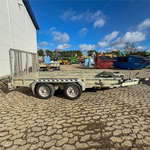 Nugent P3718 - Reboque para carros: foto 3 Nugent P3718 - Reboque para carros: foto 3