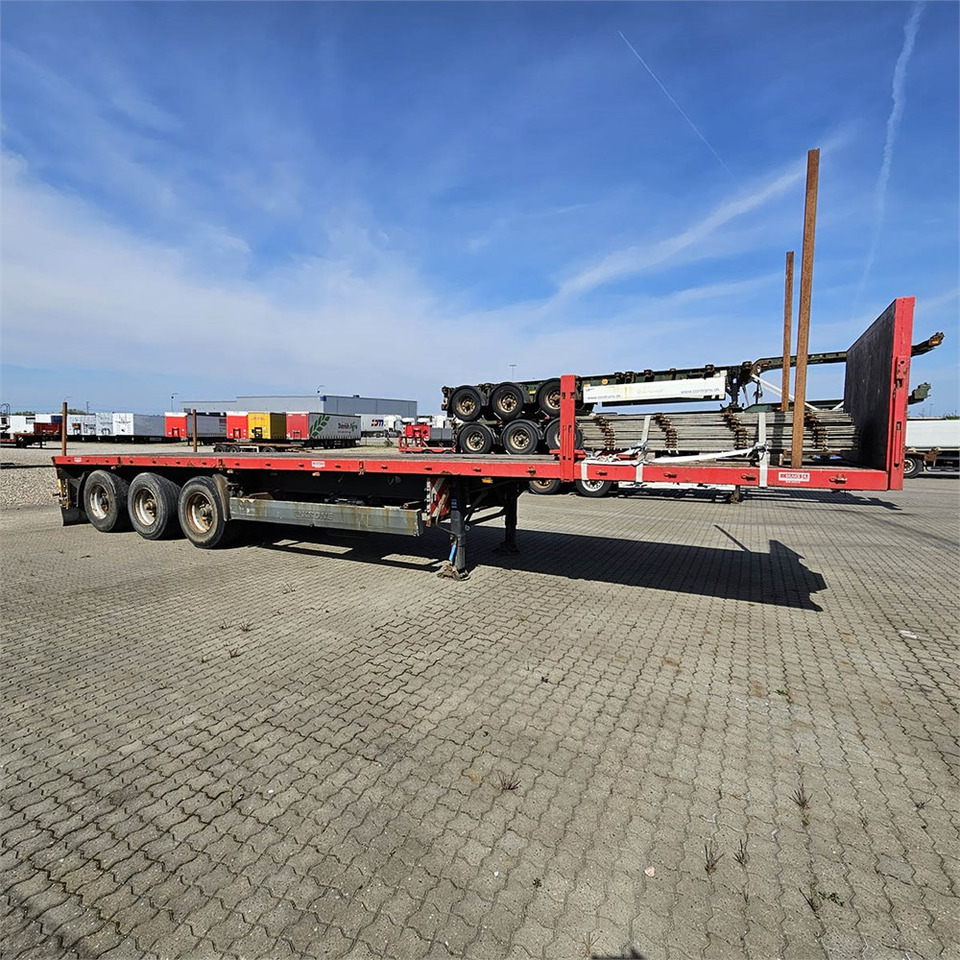 Pacton Flatbed - Semi-reboque plataforma/ Caixa aberta: foto 3 Pacton Flatbed - Semi-reboque plataforma/ Caixa aberta: foto 3