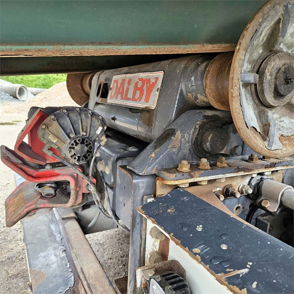 Camião polibenne Renault D 26 Wide: foto 31 Camião polibenne Renault D 26 Wide: foto 31