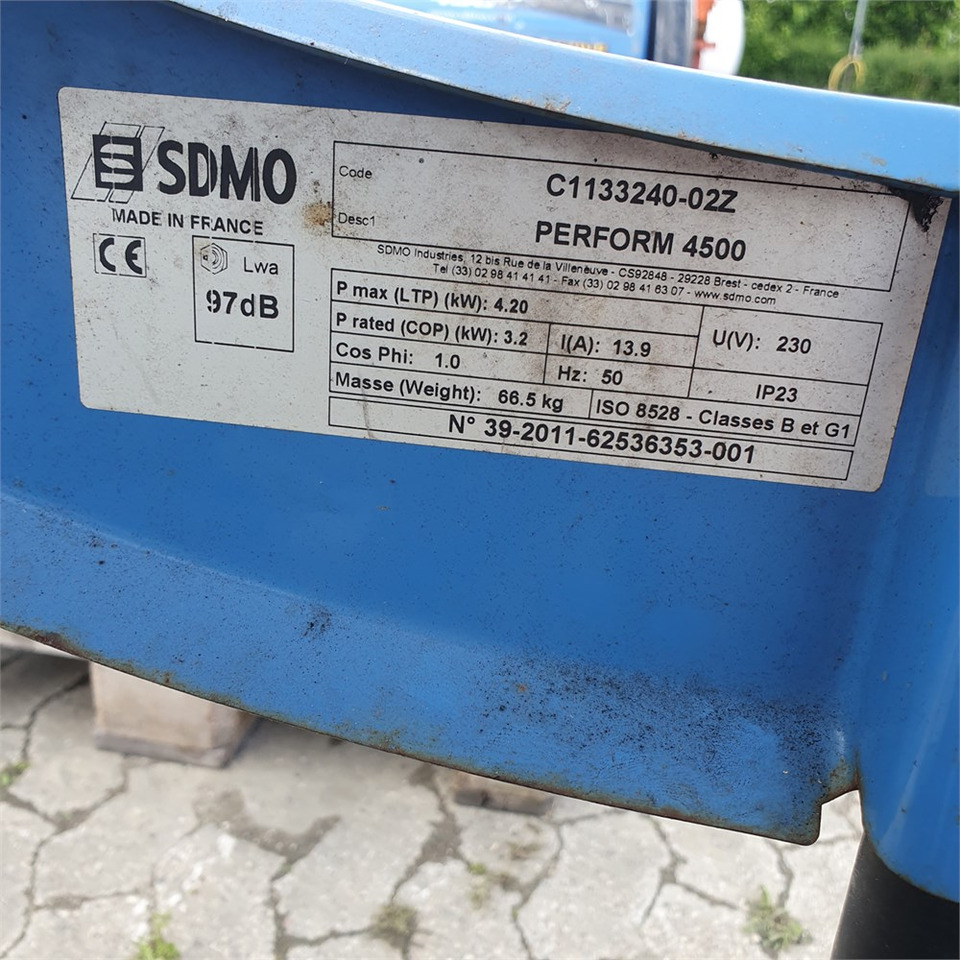 SDMO 4500 - Gerador elétrico: foto 5 SDMO 4500 - Gerador elétrico: foto 5