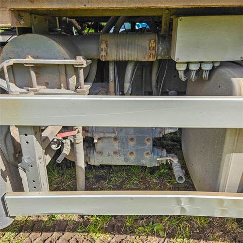 Locação financeira de Scania P250 Scania P250: foto 48