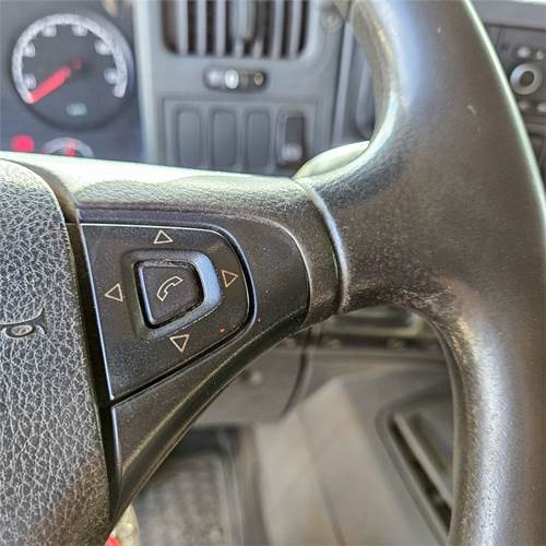 Locação financeira de Scania P250 Scania P250: foto 20