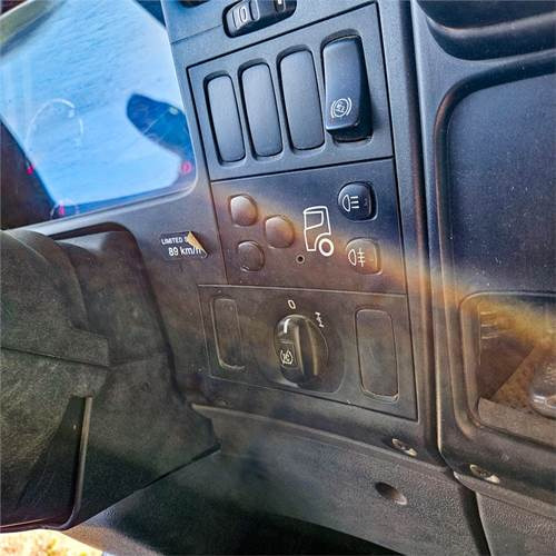 Locação financeira de Scania P250 Scania P250: foto 21