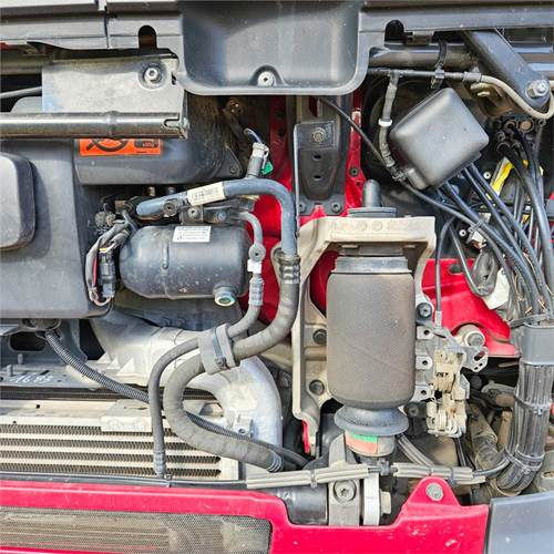 Locação financeira de Scania P250 Scania P250: foto 38