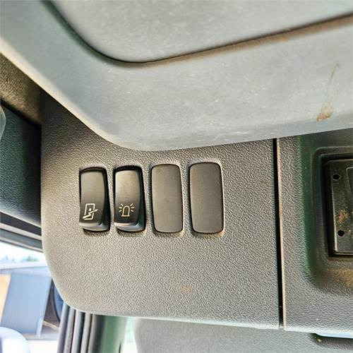 Locação financeira de Scania P250 Scania P250: foto 24