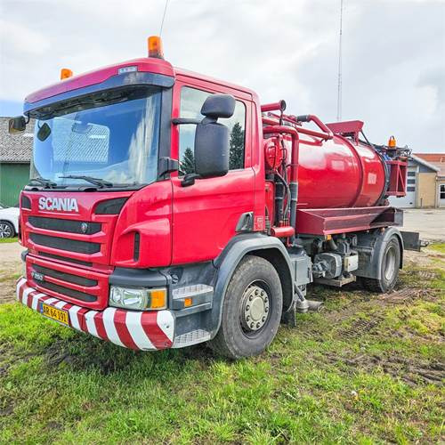 Locação financeira de Scania P250 Scania P250: foto 8