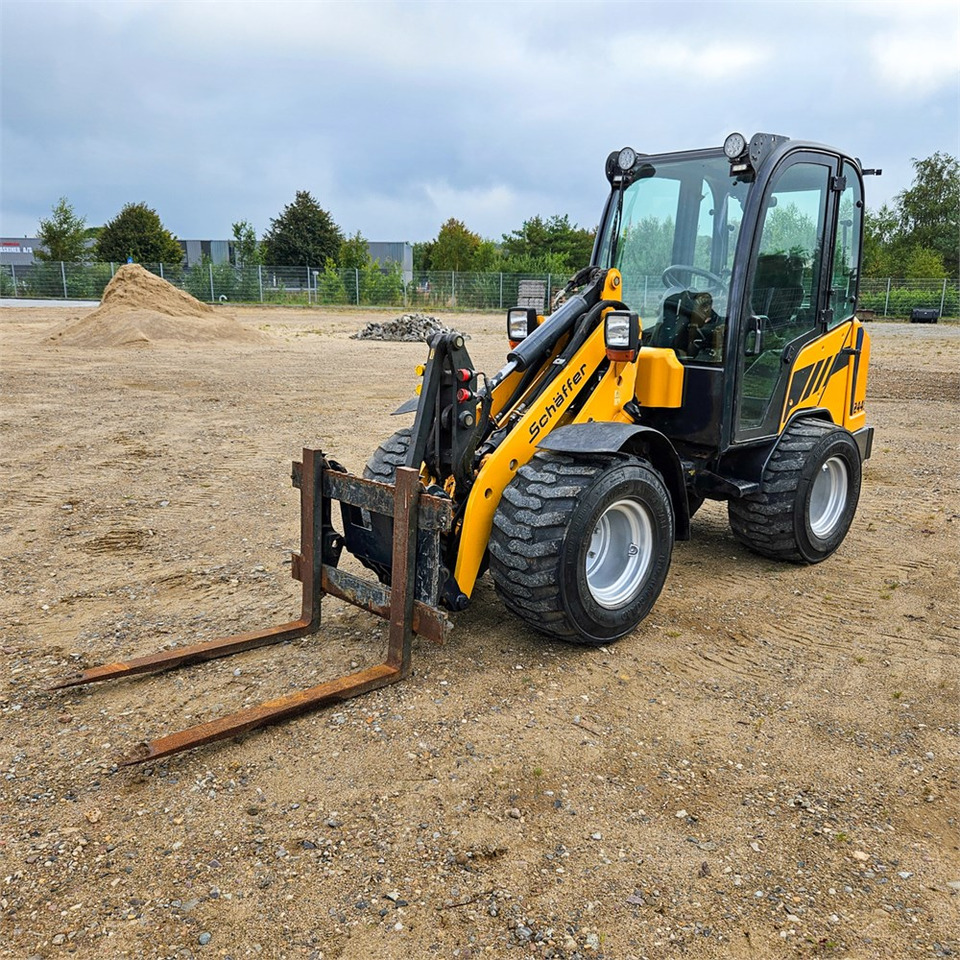 Schaeff 2445 - Pá carregadora de rodas: foto 2 Schaeff 2445 - Pá carregadora de rodas: foto 2