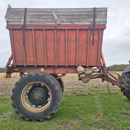 TIM 441 - 803 - Reboque basculante agrícola: foto 2 TIM 441 - 803 - Reboque basculante agrícola: foto 2