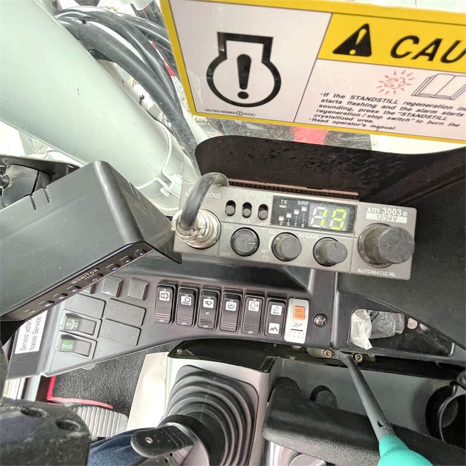 Escavadora de rastos Takeuchi TB 2150 R: foto 33