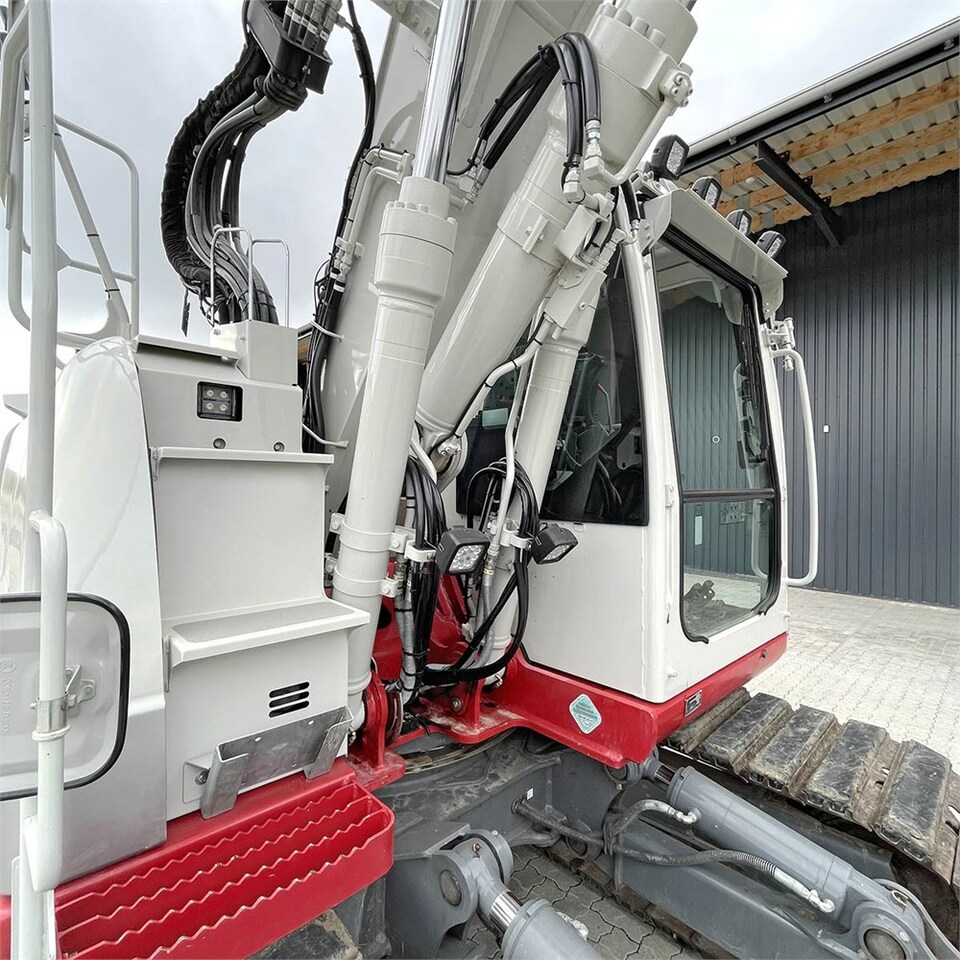 Escavadora de rastos Takeuchi TB 2150 R: foto 47