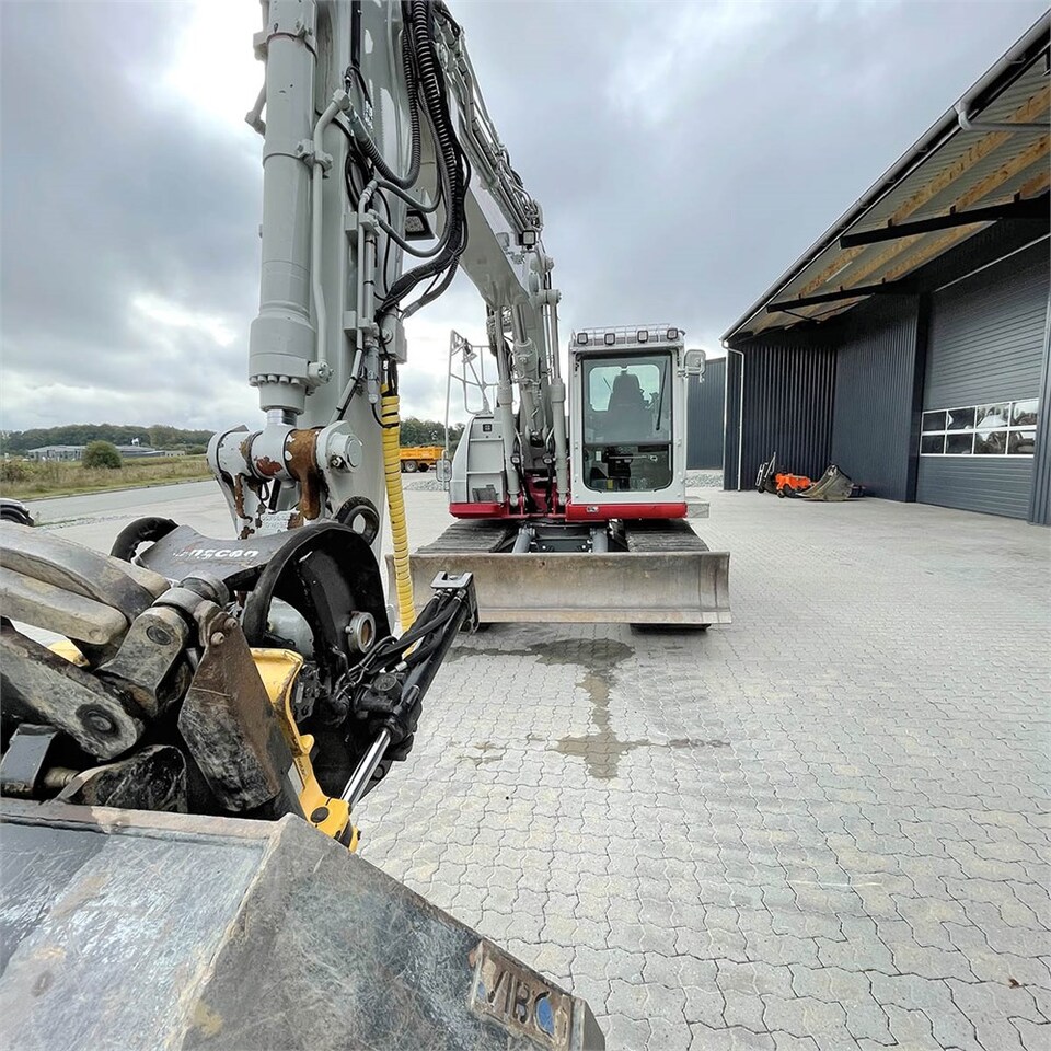 Escavadora de rastos Takeuchi TB 2150 R: foto 48