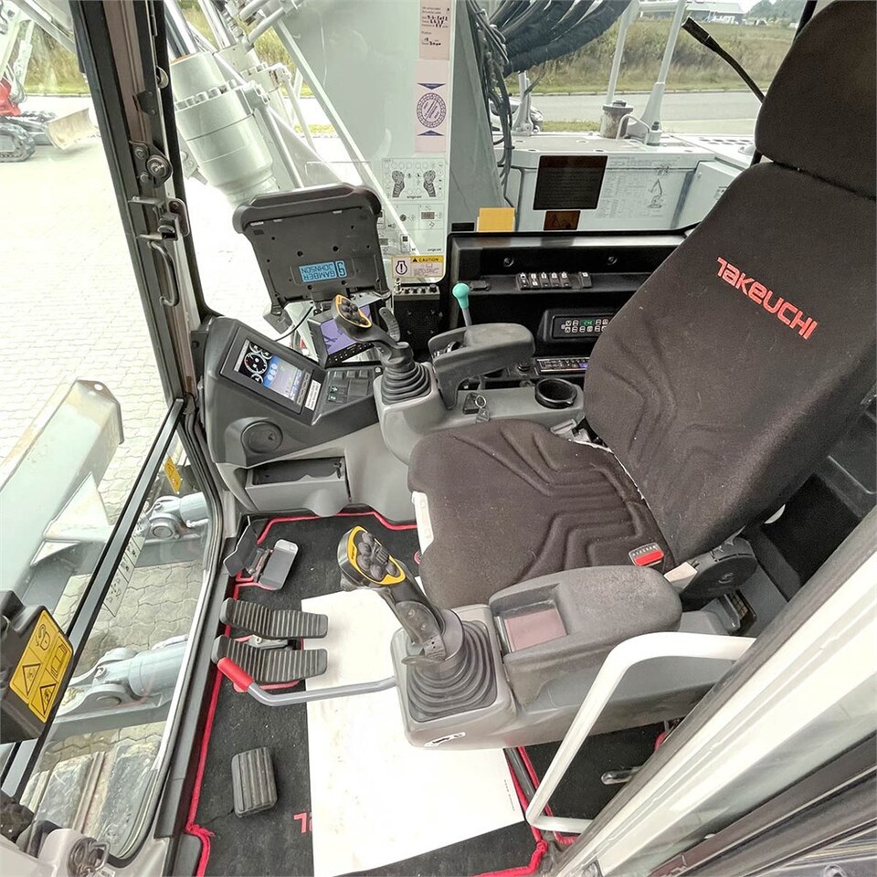 Escavadora de rastos Takeuchi TB 2150 R: foto 20