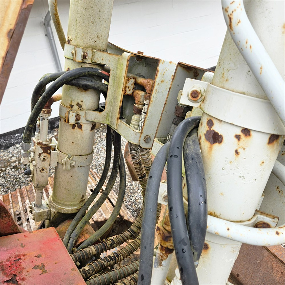 Escavadora de rastos Takeuchi TB1140: foto 27