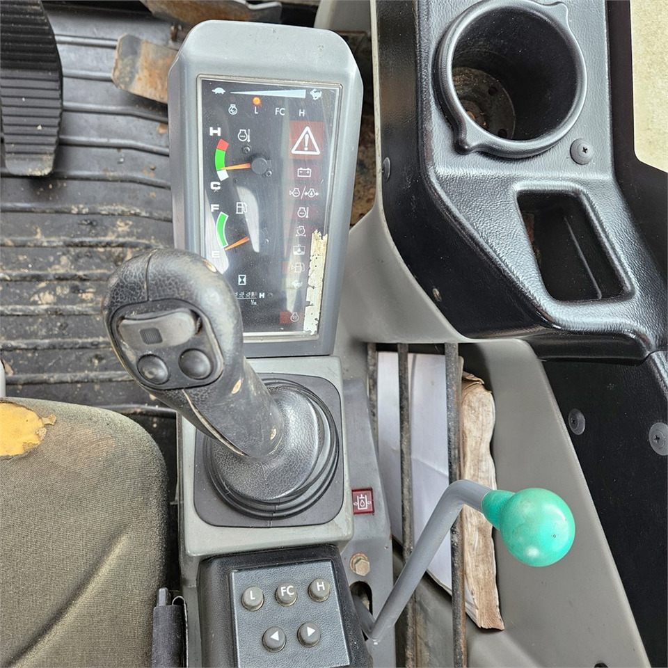 Escavadora de rastos Takeuchi TB1140: foto 12