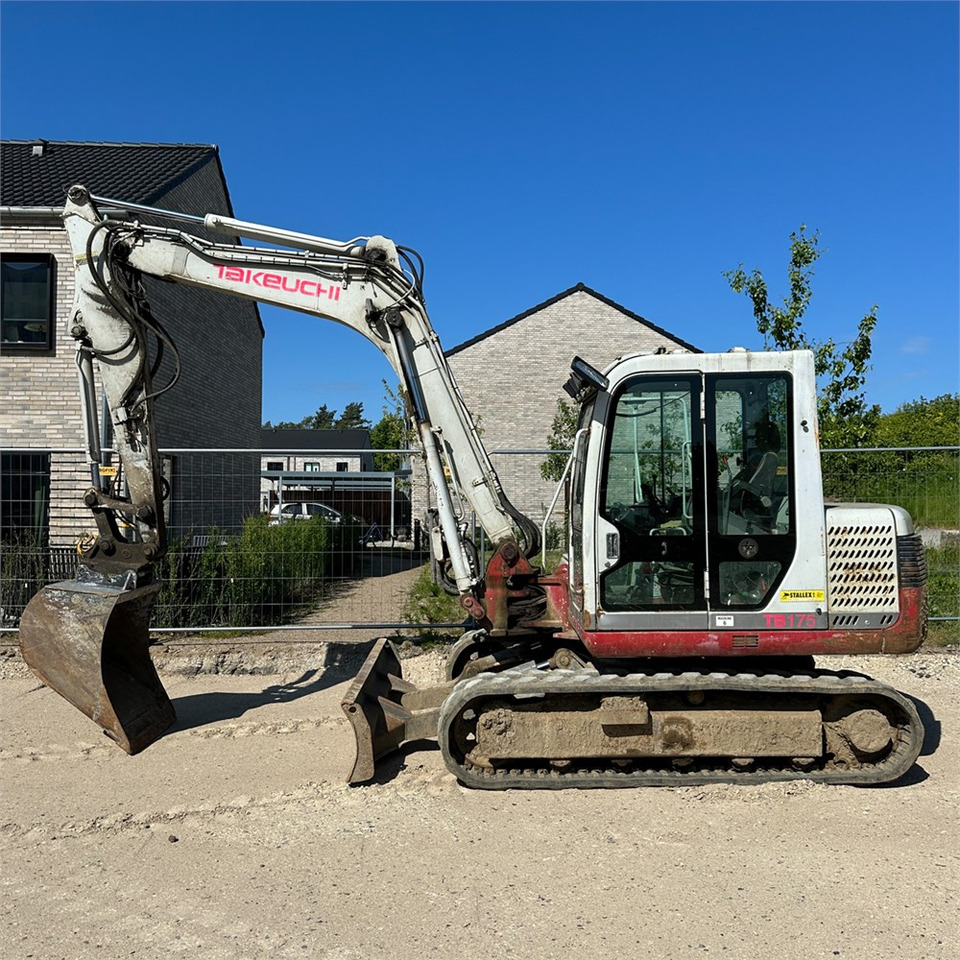 Takeuchi TB175 - Mini escavadeira: foto 2 Takeuchi TB175 - Mini escavadeira: foto 2