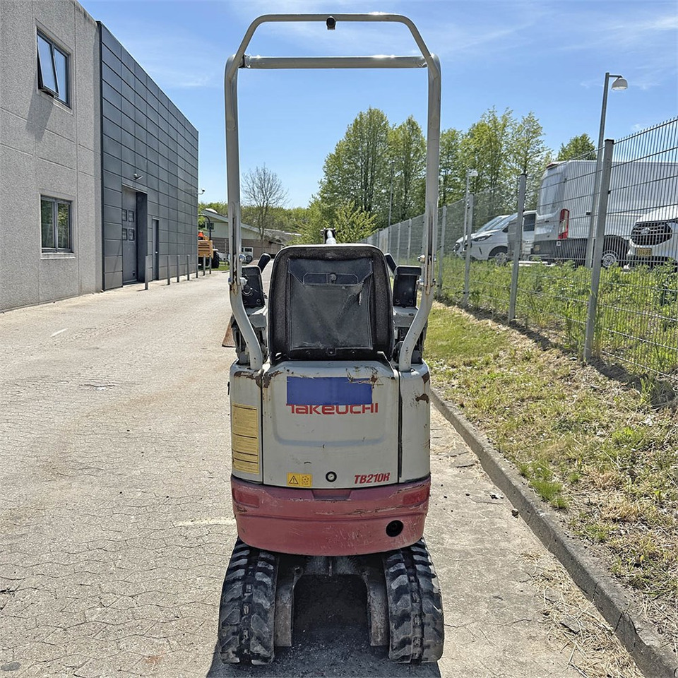 Takeuchi TB210 R - Mini escavadeira: foto 5 Takeuchi TB210 R - Mini escavadeira: foto 5