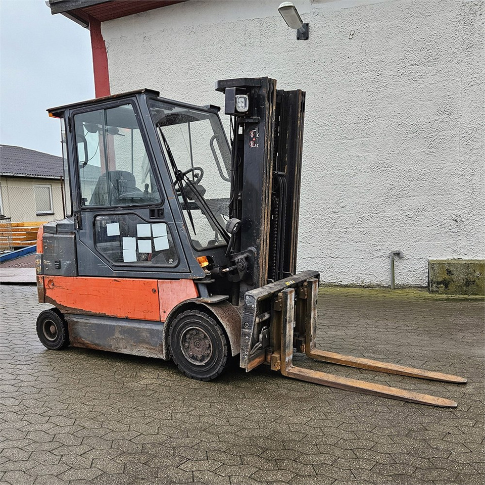 Toyota 7FBMF30 - Empilhador: foto 2 Toyota 7FBMF30 - Empilhador: foto 2