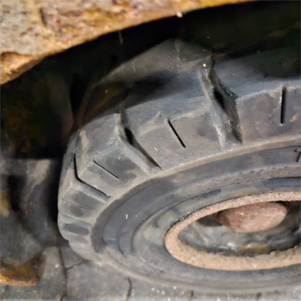 Empilhador Toyota 7FBMF30: foto 15