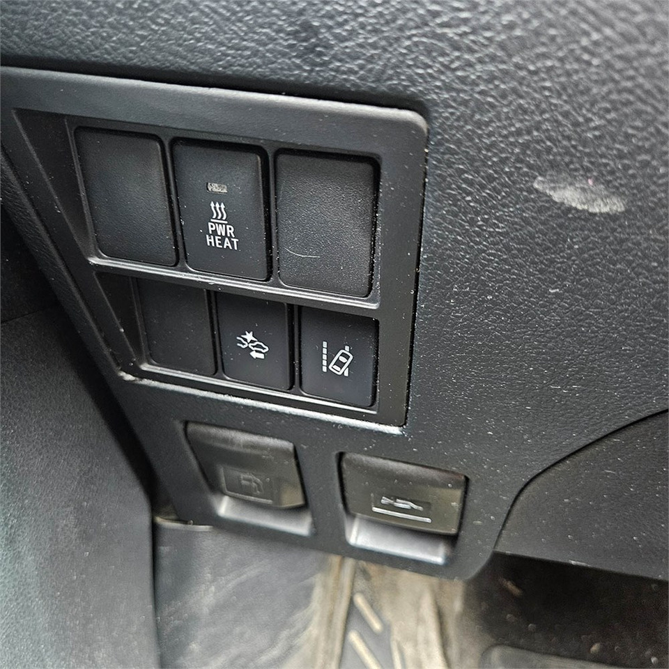 Pick-up Toyota Hillux: foto 19 Pick-up Toyota Hillux: foto 19