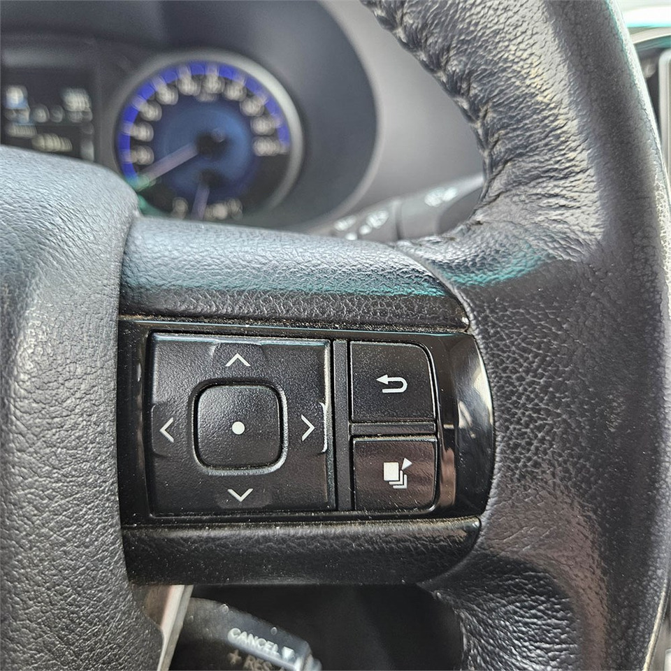 Pick-up Toyota Hillux: foto 16 Pick-up Toyota Hillux: foto 16