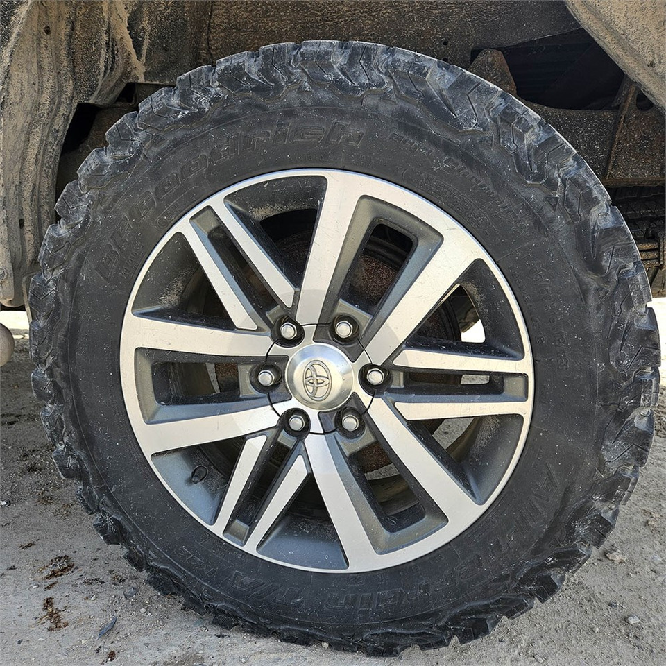 Pick-up Toyota Hillux: foto 31 Pick-up Toyota Hillux: foto 31
