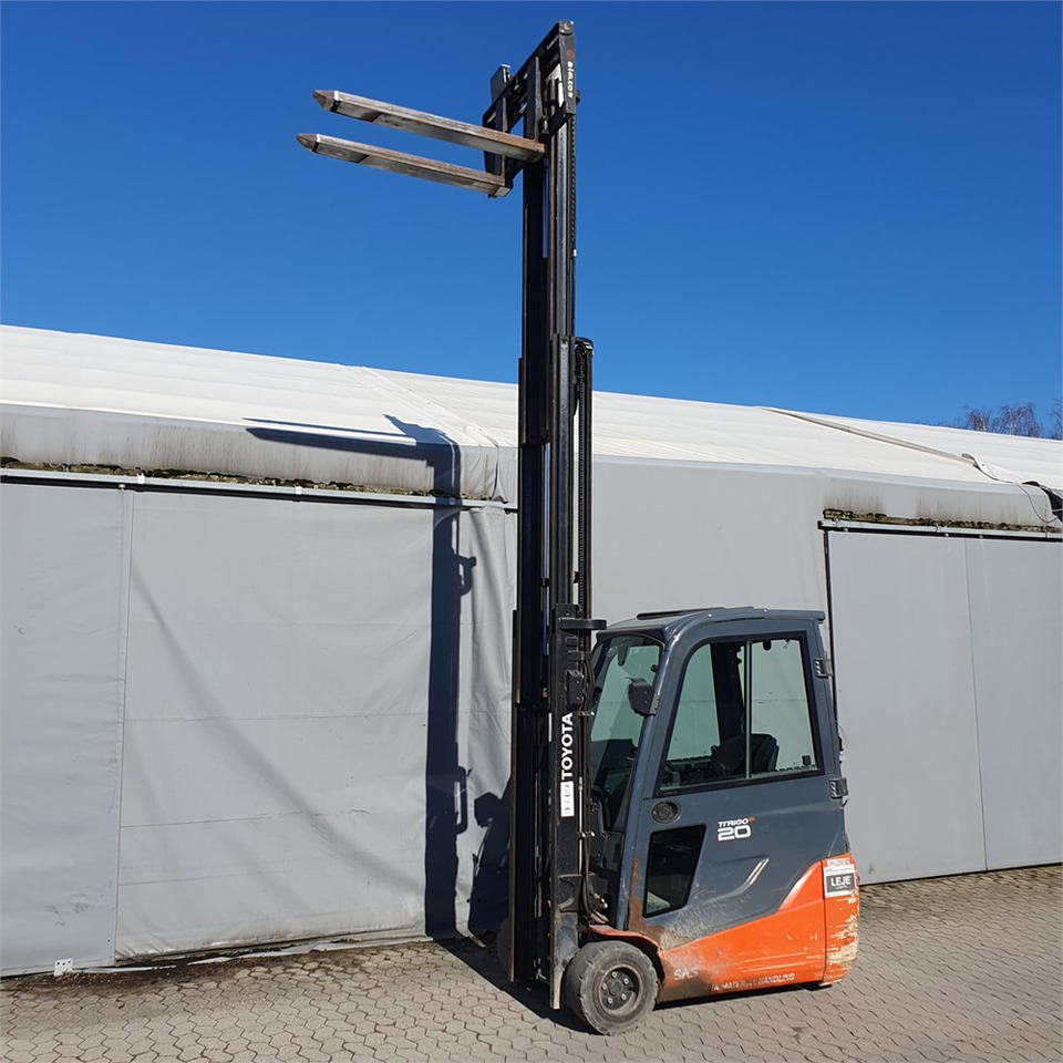 Toyota Traigo 20 - Empilhador: foto 5 Toyota Traigo 20 - Empilhador: foto 5