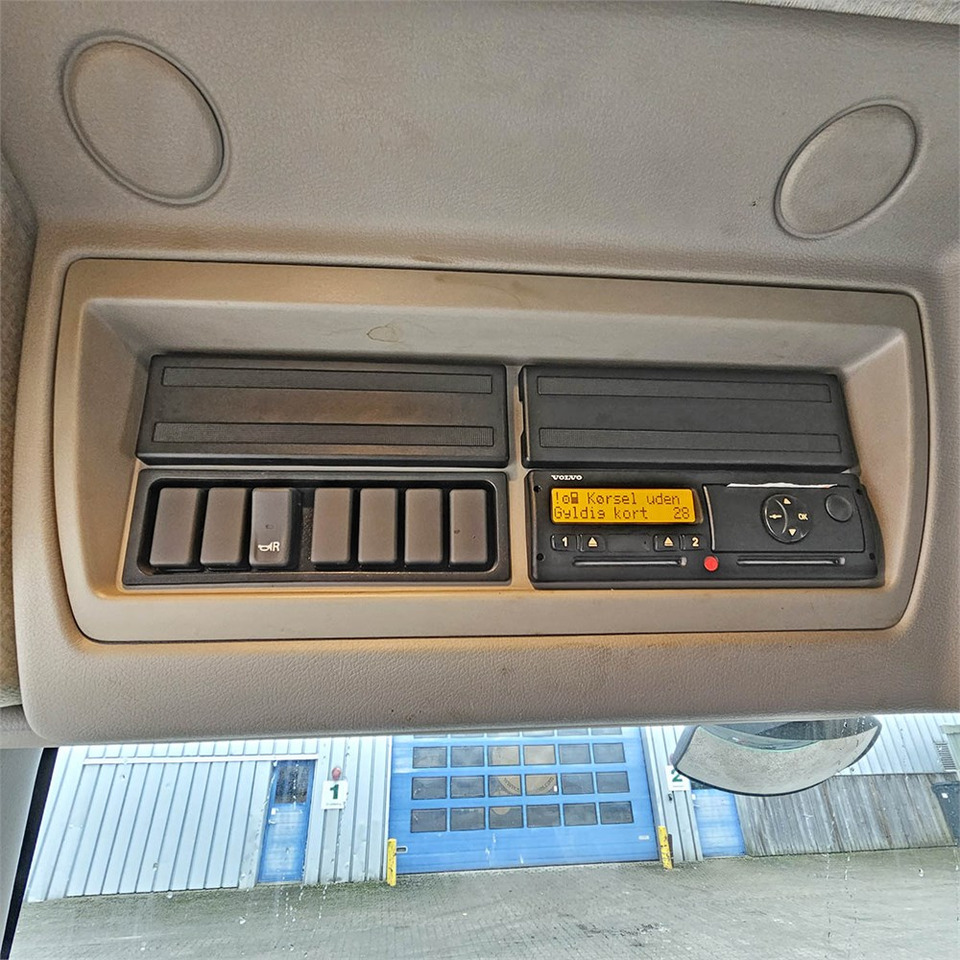 Locação financeira de Volvo FL 280 Volvo FL 280: foto 33