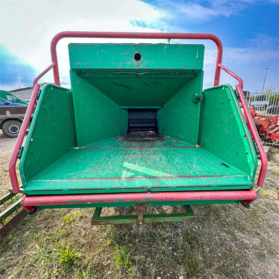 Vermeer BC1000 XL - Estilhaçadora de madeira: foto 4 Vermeer BC1000 XL - Estilhaçadora de madeira: foto 4